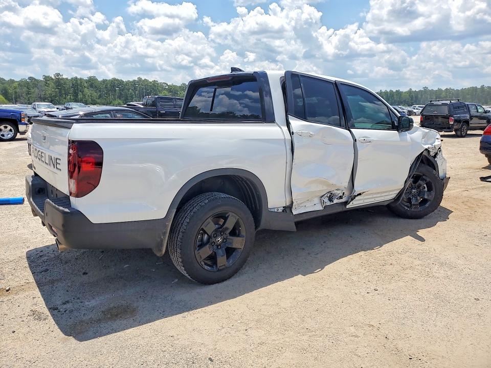 Photo 3 from auction – 2026 HONDA RIDGELINE with VIN 5FPYK3F91TB007136
