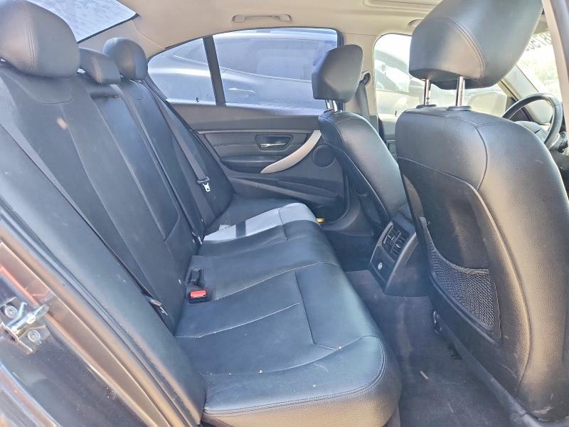 Photo 10 from auction – 2012 BMW 328 with VIN WBA3A5C56CF344719