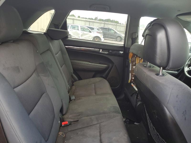 Photo 10 from auction – 2012 KIA SORENTO with VIN 5XYKTCA6XCG226369