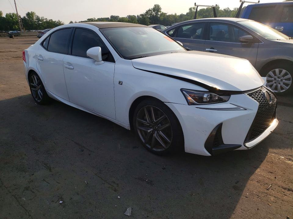Photo 4 from auction – 2017 LEXUS IS with VIN JTHCM1D29H5019002