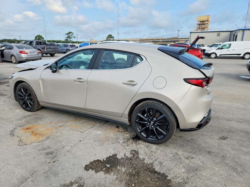 Photo 2 from auction – 2024 MAZDA 3 with VIN JM1BPAKM7R1713124