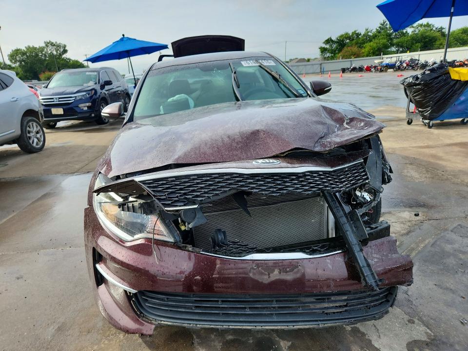 Photo 5 from auction – 2018 KIA OPTIMA with VIN 5XXGT4L39JG190657