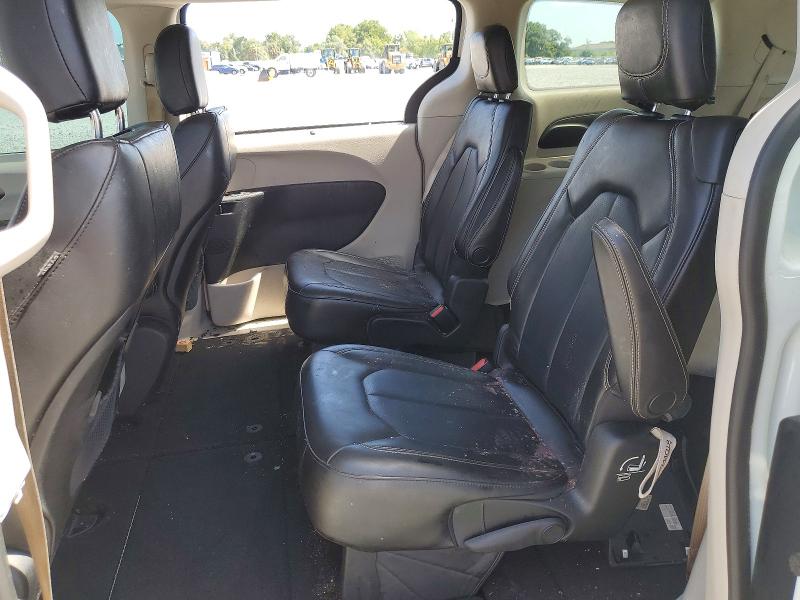 Photo 11 from auction – 2020 CHRYSLER VOYAGER with VIN 2C4RC1DG2LR147023