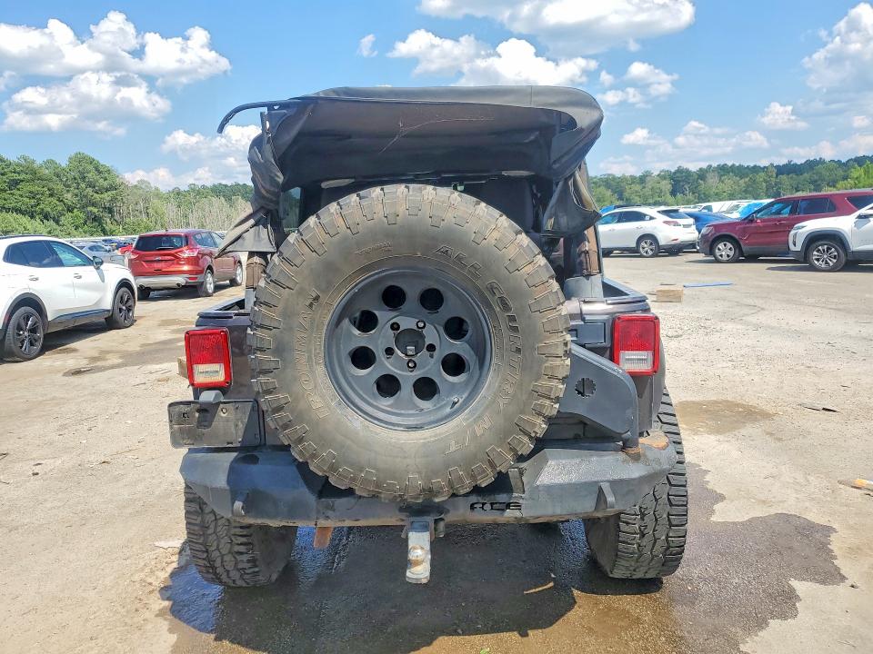 Photo 6 from auction – 2013 JEEP WRANGLER UNLIMITED with VIN 1C4BJWDG8DL654829