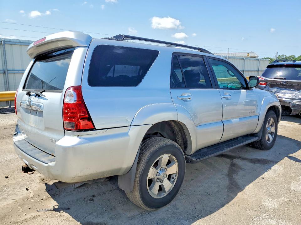 Photo 3 from auction – 2006 TOYOTA 4RUNNER with VIN JTEBU14R960101179
