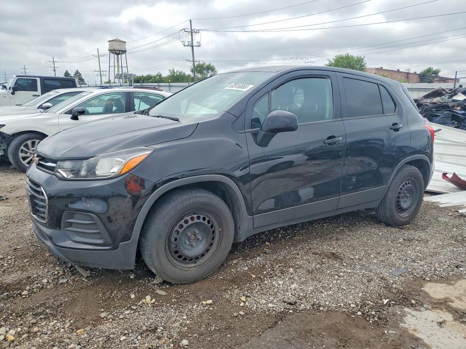 CHEVROLET TRAX 2019 with VIN 3GNCJKSB1KL181756 - Photo from auction
