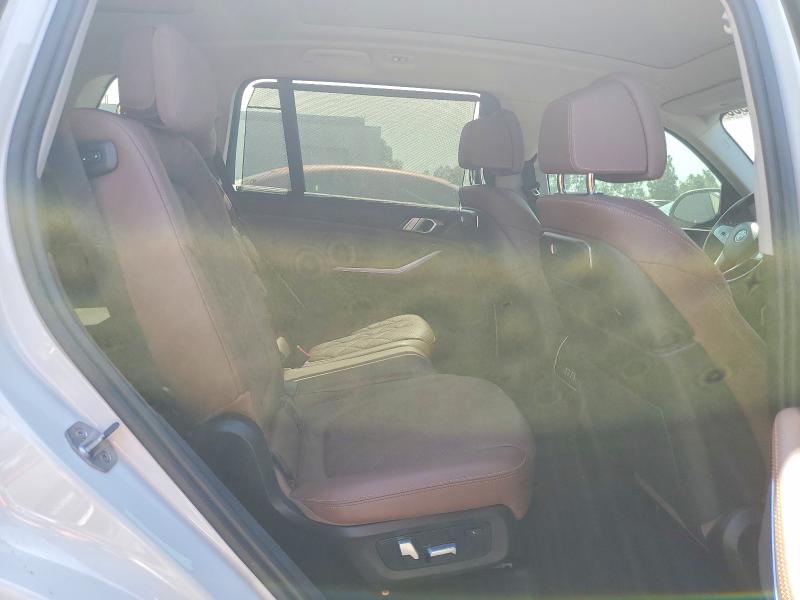 Photo 11 from auction – 2023 BMW X7 with VIN 5UX23EM02P9P25417