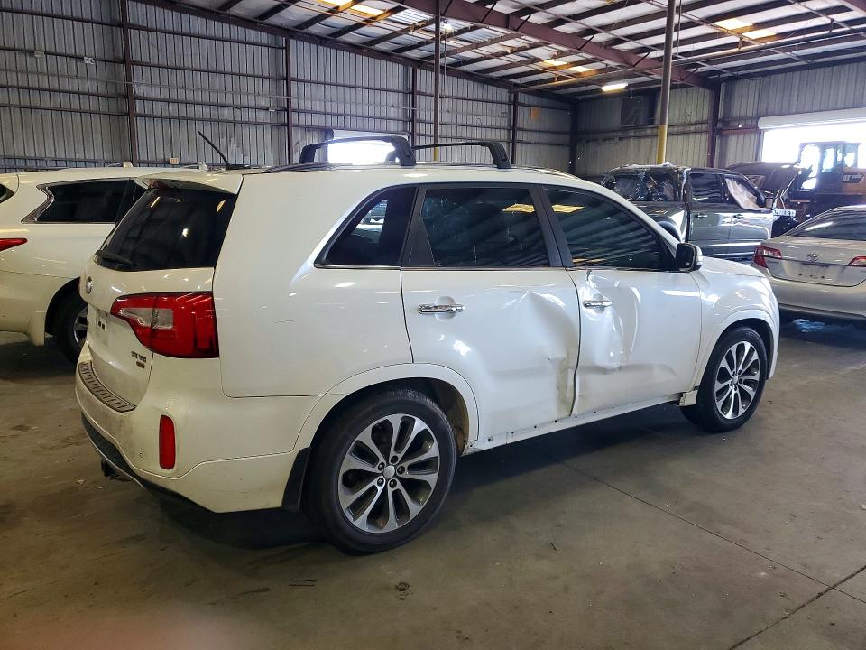 صورة رقم 3 من المزاد - 2014 KIA SORENTO مع VIN 5XYKW4A72EG529302