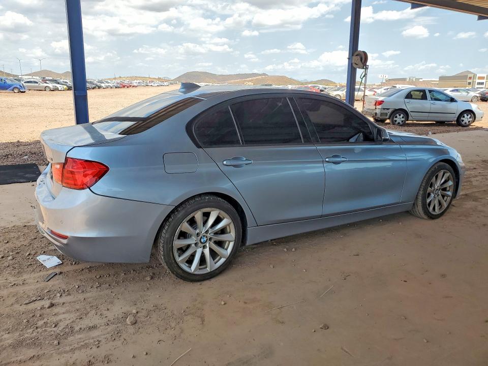 Photo 3 from auction – 2012 BMW 328 with VIN WBA3A5C55CF346641
