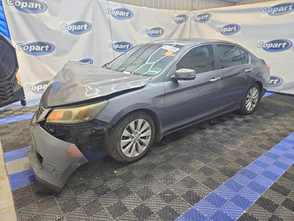 HONDA ACCORD 2013 with VIN 1HGCR2F86DA082913 - Photo from auction