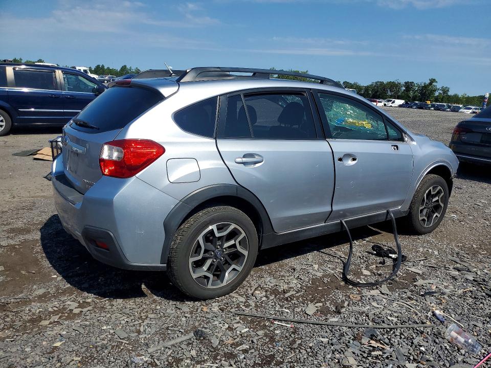 Photo 3 from auction – 2017 SUBARU CROSSTREK with VIN JF2GPABC4H8229206