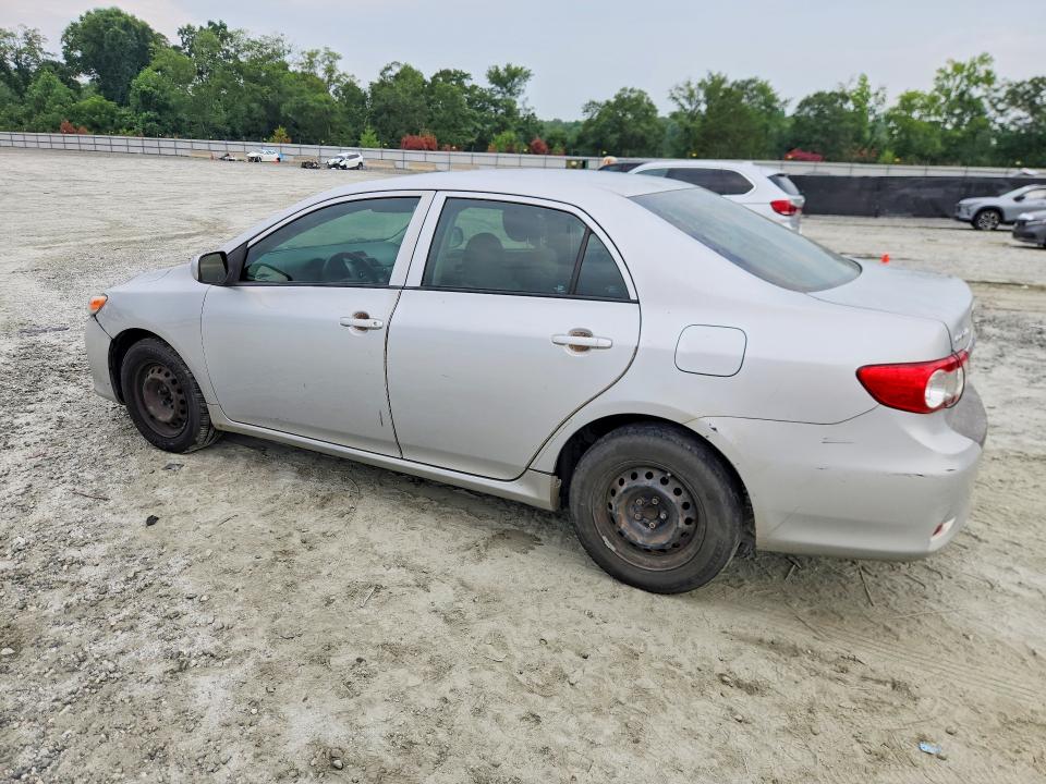 Photo 2 from auction – 2013 TOYOTA COROLLA with VIN 2T1BU4EE9DC919645