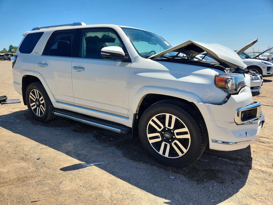 Photo 4 from auction – 2015 TOYOTA 4RUNNER with VIN JTEBU5JR6F5225098