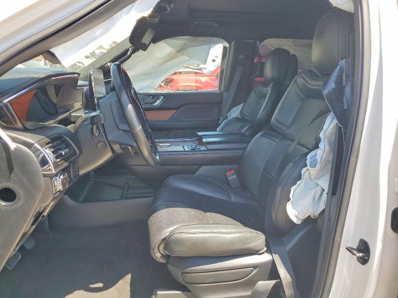 Photo 7 from auction – 2018 LINCOLN NAVIGATOR with VIN 5LMJJ3LT0JEL03544