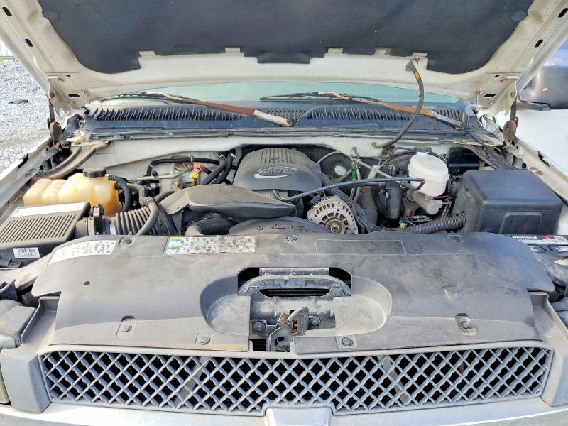 Photo 11 from auction – 2004 CHEVROLET SILVERADO with VIN 1GCEC19T84E195497