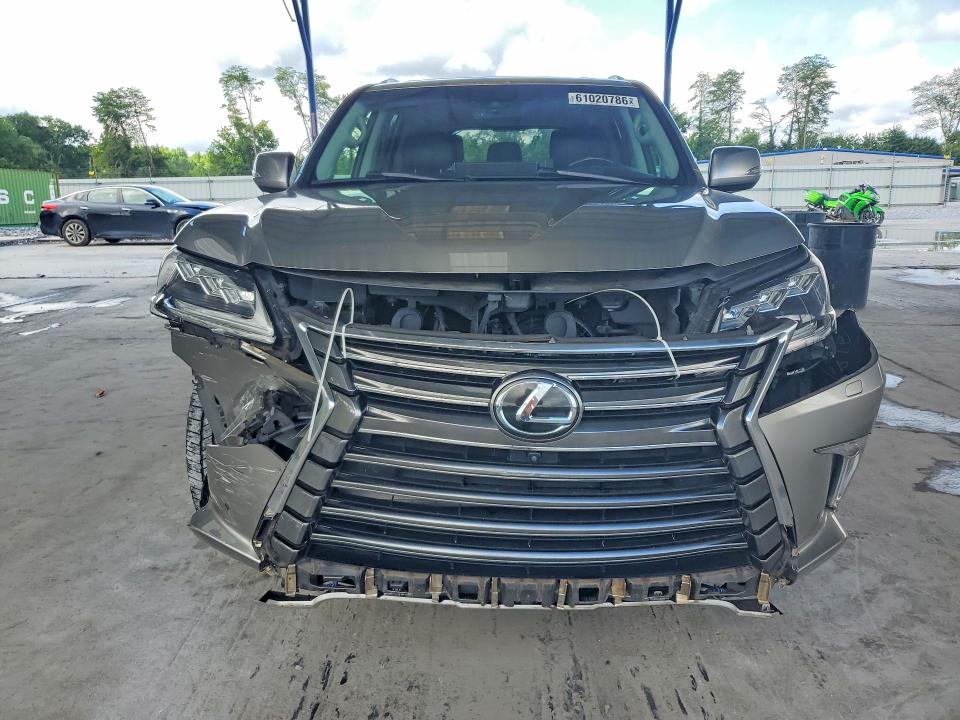 Photo 5 from auction – 2017 LEXUS LX with VIN JTJHY7AX2H4230947