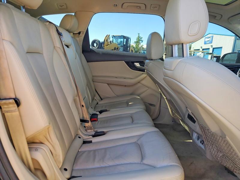 Photo 11 from auction – 2018 AUDI Q7 with VIN WA1LAAF70JD005787
