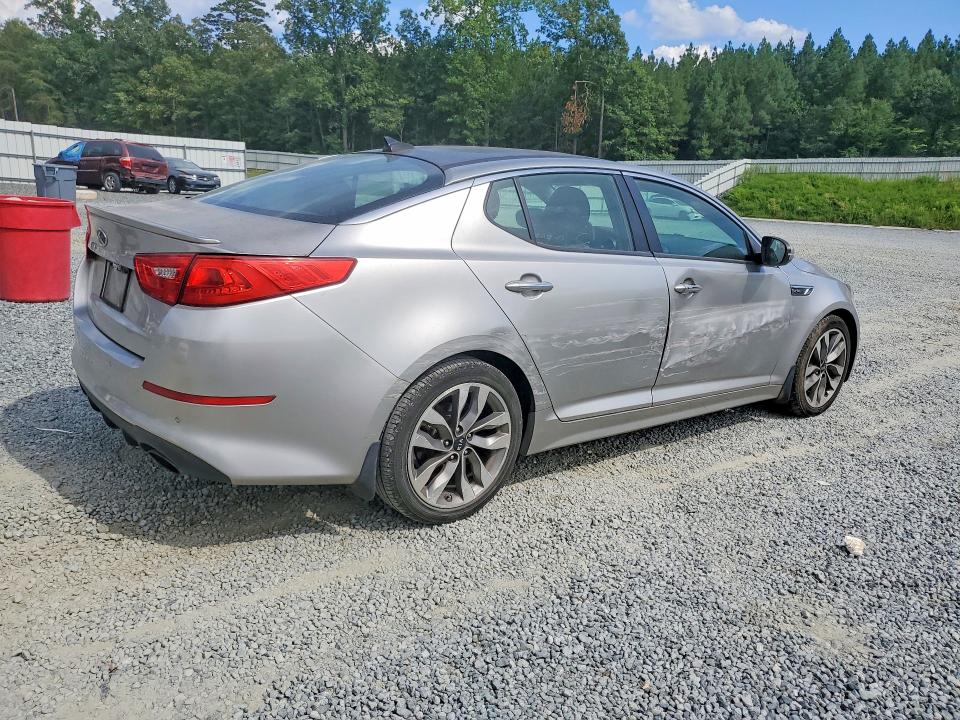 Photo 3 from auction – 2014 KIA OPTIMA with VIN 5XXGR4A66EG323652