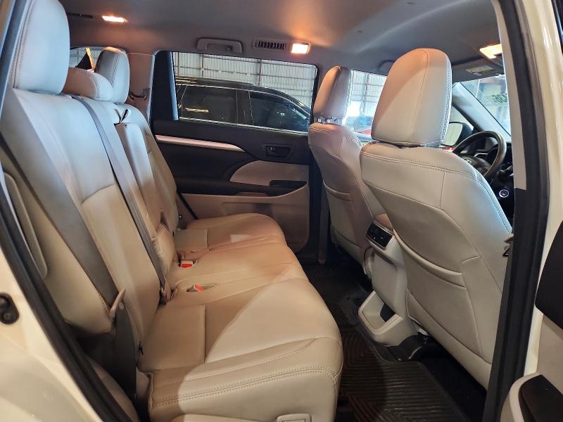 Photo 10 from auction – 2016 TOYOTA HIGHLANDER with VIN 5TDZKRFH4GS138263