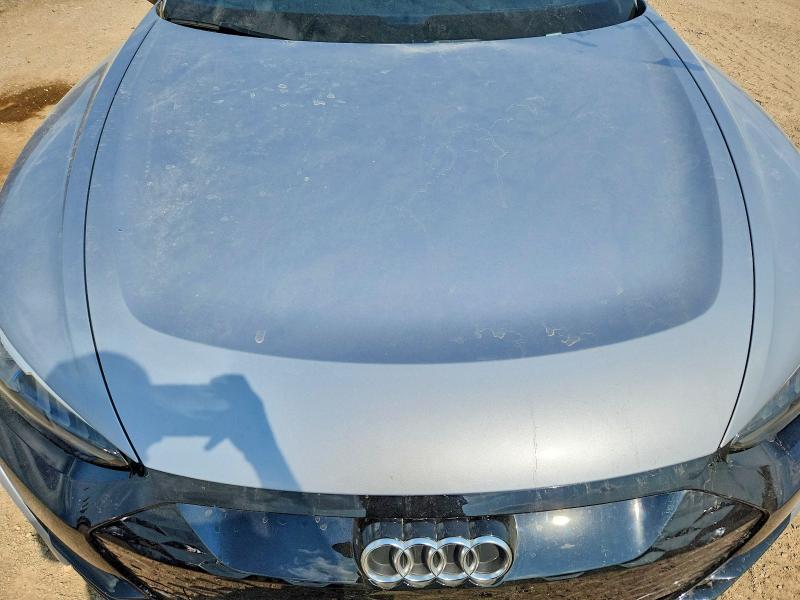Photo 11 from auction – 2022 AUDI E-TRON GT with VIN WAUCJBFWXN7001539