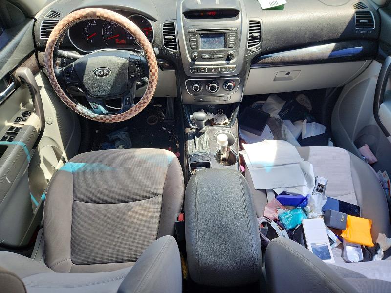 Photo 8 from auction – 2014 KIA SORENTO with VIN 5XYKT4A68EG446845
