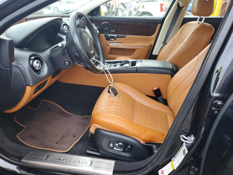 Zdjęcie 7 z aukcji – 2017 JAGUAR XJL z VIN SAJWJ2GD2H8W08080