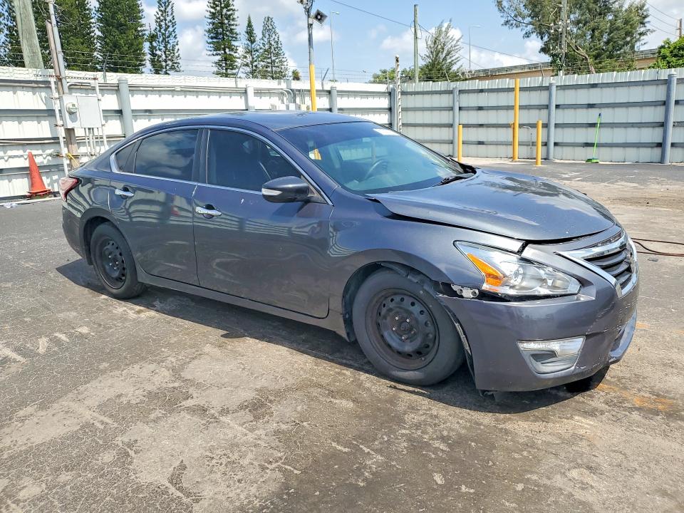 Photo 4 from auction – 2013 NISSAN ALTIMA with VIN 1N4AL3AP2DC912745