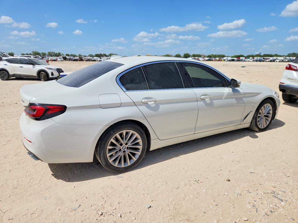 Photo 3 from auction – 2021 BMW 530 with VIN WBA13BJ07MCF62066
