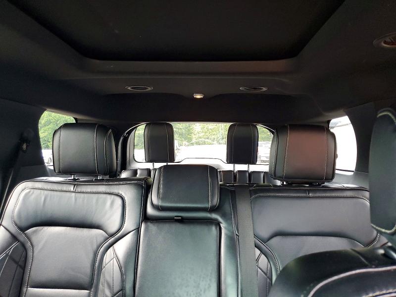 Photo 10 from auction – 2016 FORD EXPLORER with VIN 1FM5K8HT1GGD22883