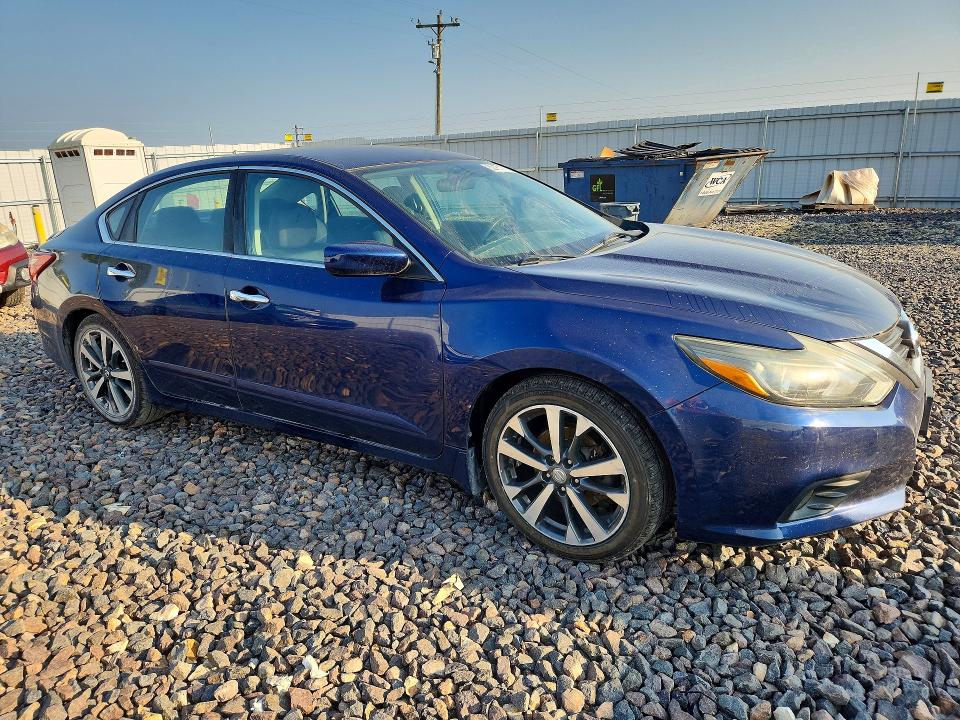 Photo 4 from auction – 2016 NISSAN ALTIMA with VIN 1N4AL3AP2GC143863