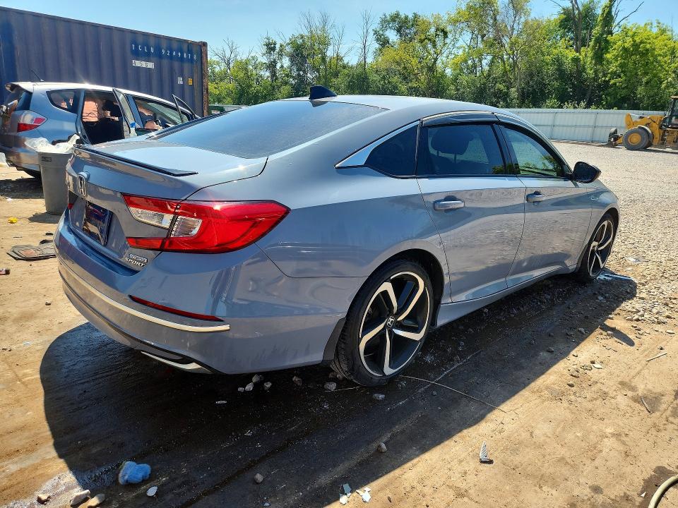 Photo 3 from auction – 2022 HONDA ACCORD with VIN 1HGCV3F25NA025665