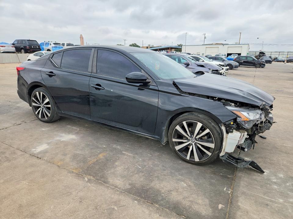 Photo 4 from auction – 2019 NISSAN ALTIMA with VIN 1N4BL4CV3KN323274