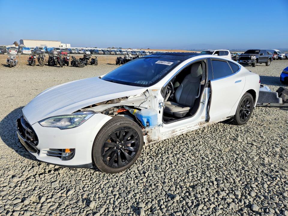TESLA MODEL S 2015 with VIN 5YJSA1H26FFP78010 - Photo from auction