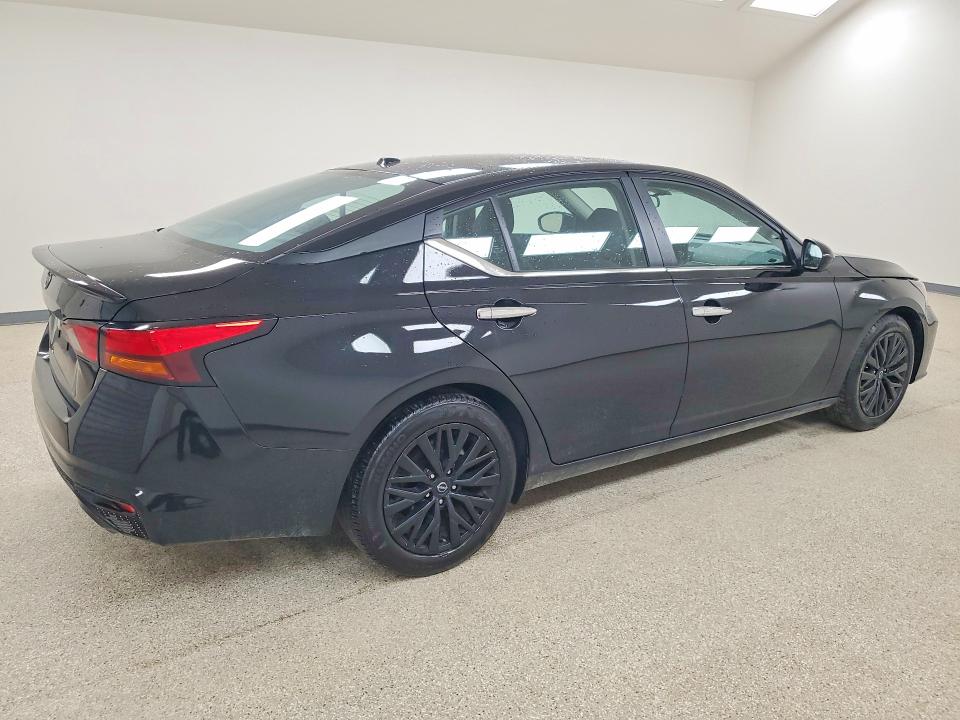 Photo 3 from auction – 2025 NISSAN ALTIMA with VIN 1N4BL4DV5SN409409