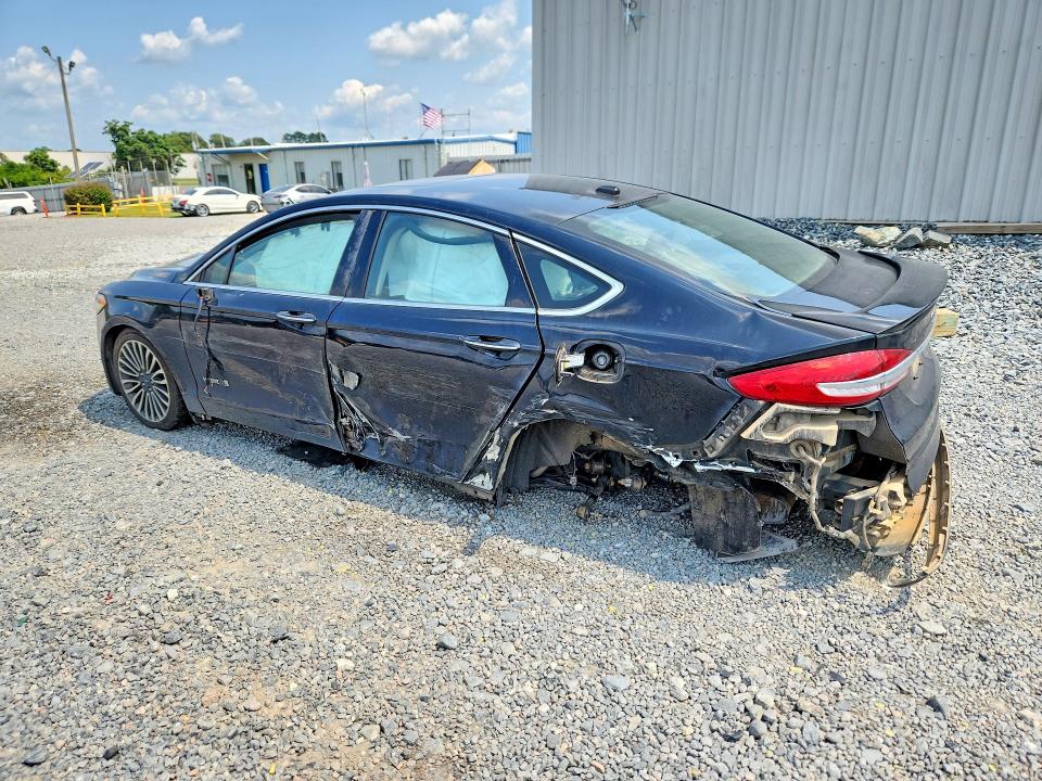 Photo 2 from auction – 2018 FORD FUSION with VIN 3FA6P0RU8JR102715