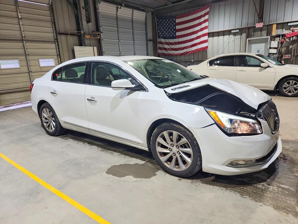 Photo 4 from auction – 2016 BUICK LACROSSE with VIN 1G4GB5G34GF232447