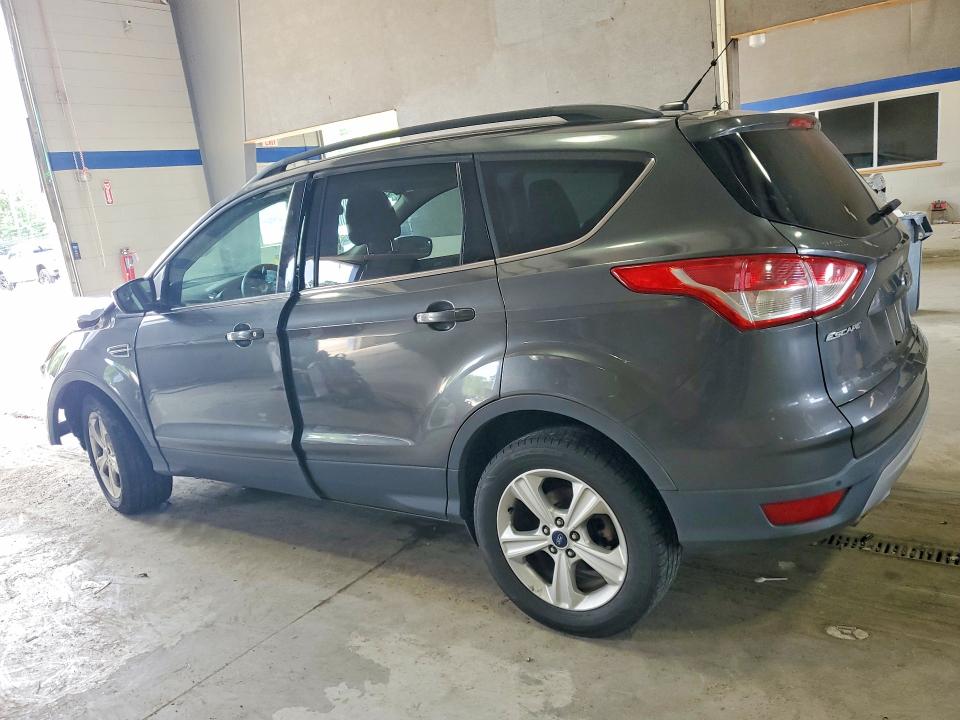Photo 2 from auction – 2016 FORD ESCAPE with VIN 1FMCU9GX0GUB51038