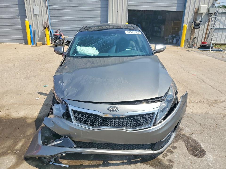 Photo 5 from auction – 2013 KIA OPTIMA with VIN 5XXGR4A61DG103785