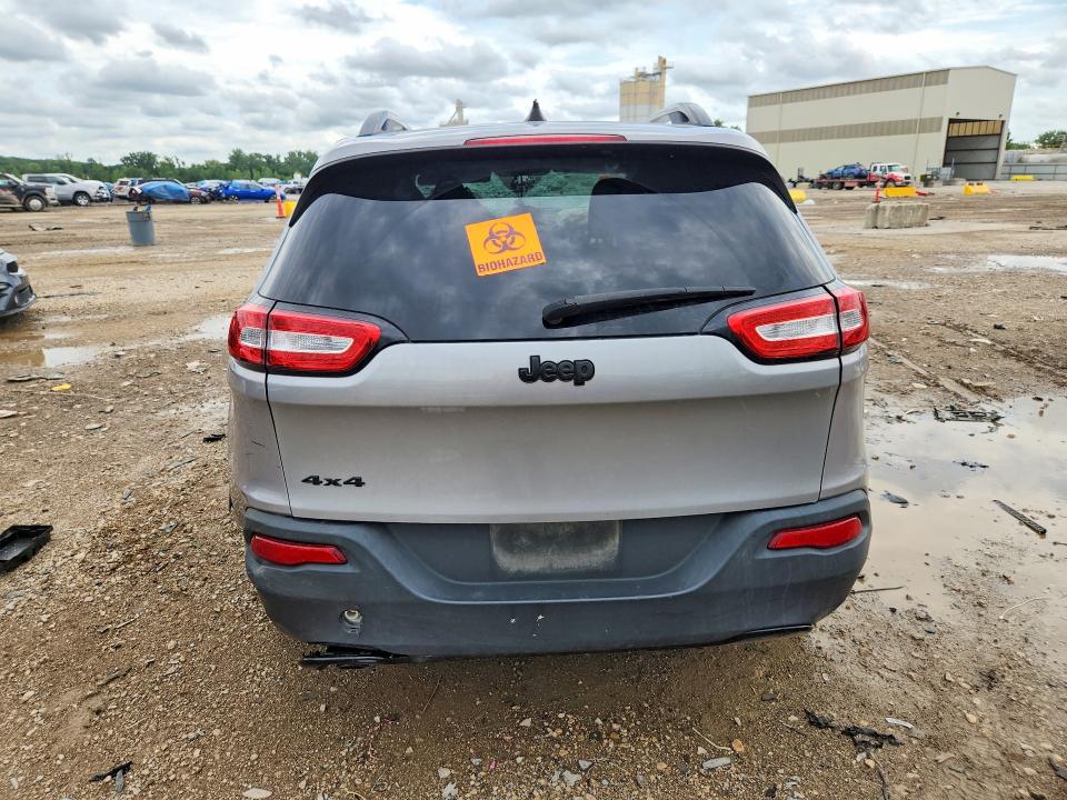 Photo 6 from auction – 2017 JEEP CHEROKEE with VIN 1C4PJMAB5HW567106