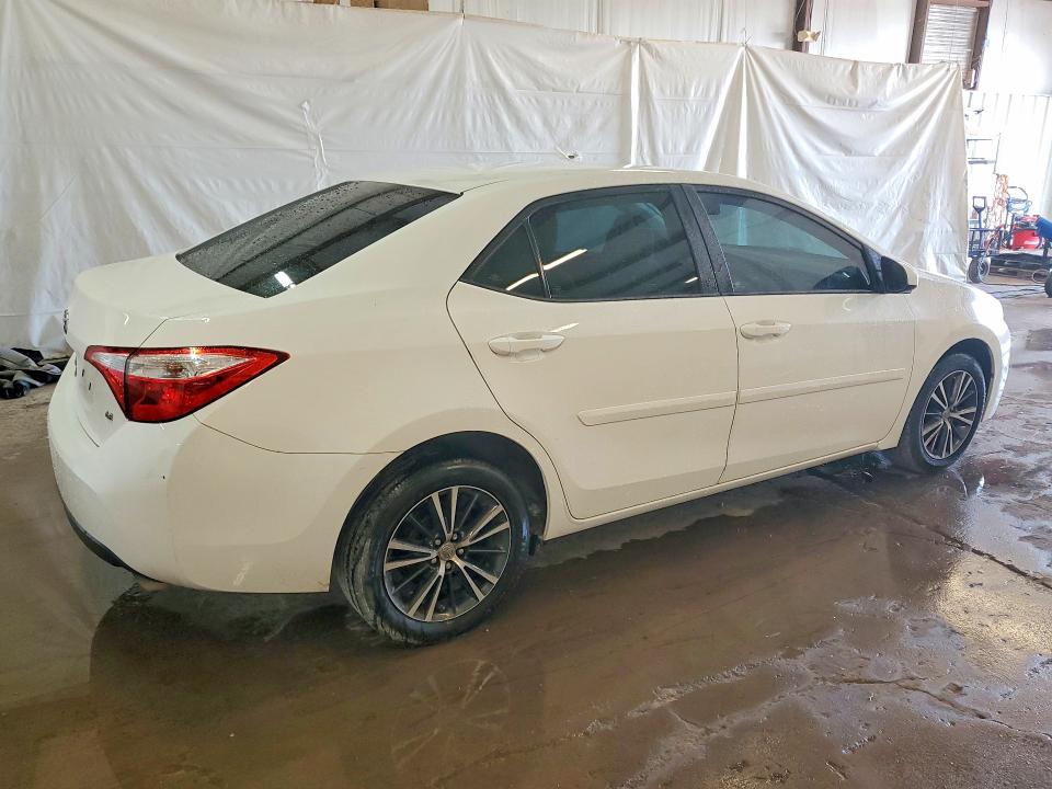 Photo 3 from auction – 2016 TOYOTA COROLLA with VIN 5YFBURHE6GP555942