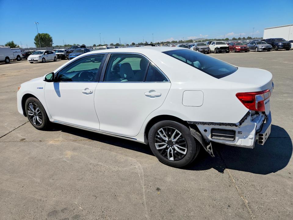 Photo 2 from auction – 2014 TOYOTA CAMRY with VIN 4T1BD1FK7EU103374
