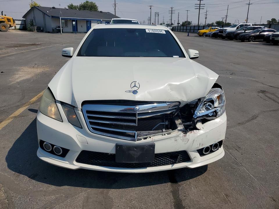 Photo 5 from auction – 2010 MERCEDES-BENZ E with VIN WDDHF5GB3AA076139