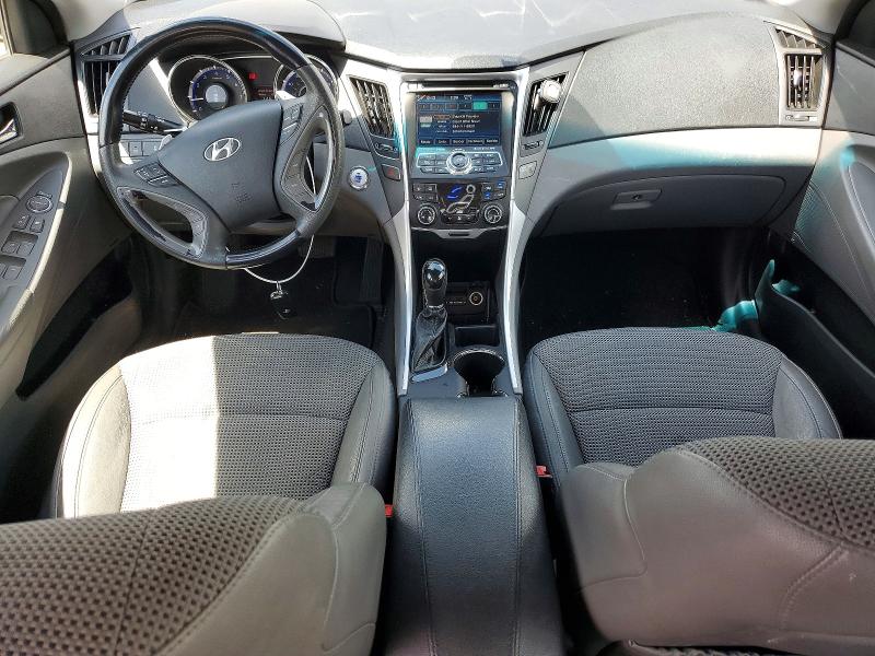 Photo 8 from auction – 2013 HYUNDAI SONATA with VIN 5NPEC4AB7DH541737