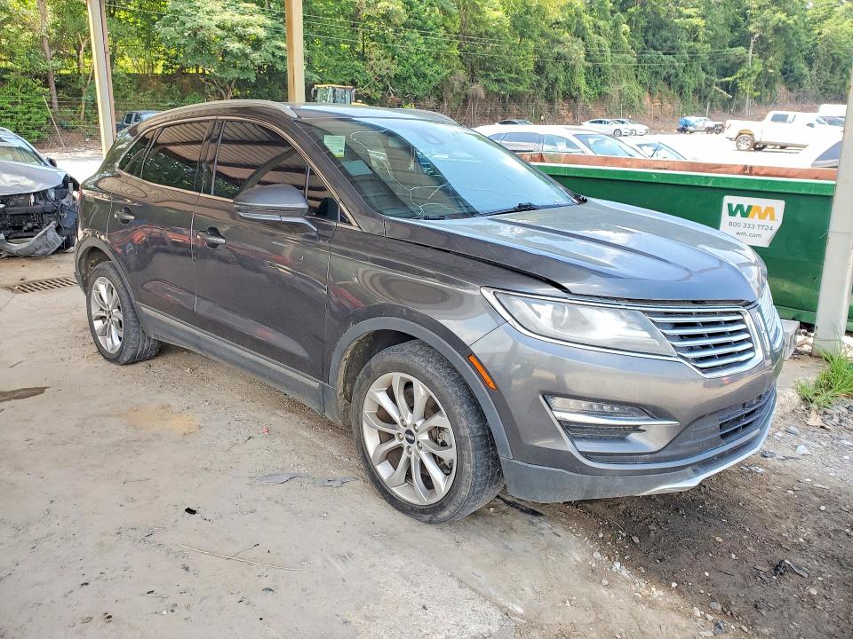 Photo 4 from auction – 2017 LINCOLN MKC with VIN 5LMCJ2C9XHUL21623
