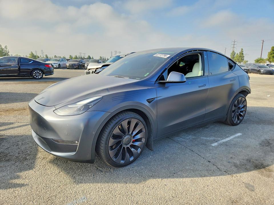 TESLA MODEL Y 2021 with VIN 5YJYGDEF6MF146445 - Photo from auction