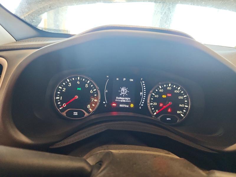 Photo 9 from auction – 2018 JEEP RENEGADE with VIN ZACCJBBB0JPH40244