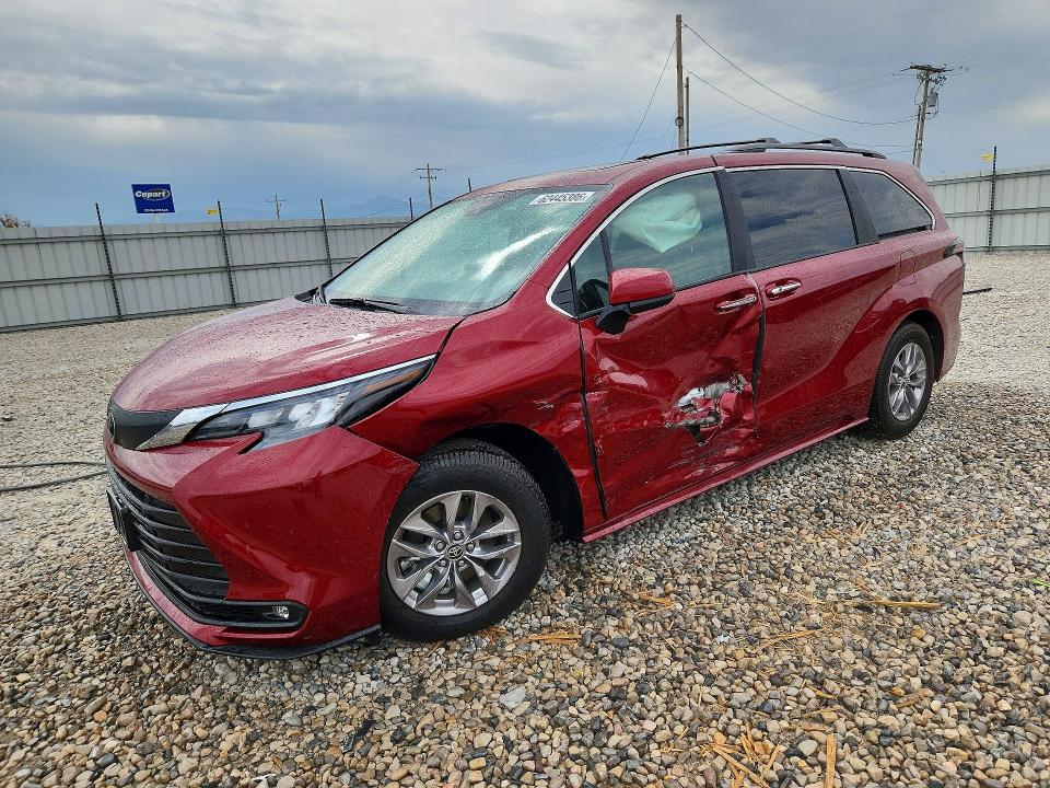 2026 TOYOTA SIENNA - Търг №62445386