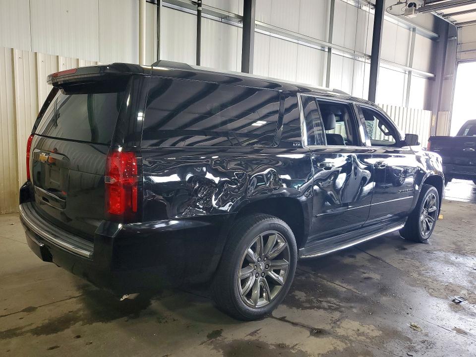 Zdjęcie 3 z aukcji – 2016 CHEVROLET SUBURBAN z VIN 1GNSCJKC4GR235124
