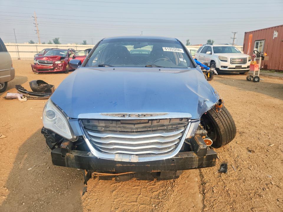 Photo 5 from auction – 2011 CHRYSLER 200 with VIN 1C3BC1FB6BN602460