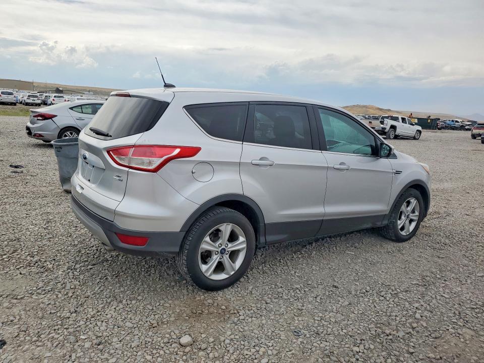 Photo 3 from auction – 2014 FORD ESCAPE with VIN 1FMCU9GX8EUC75765